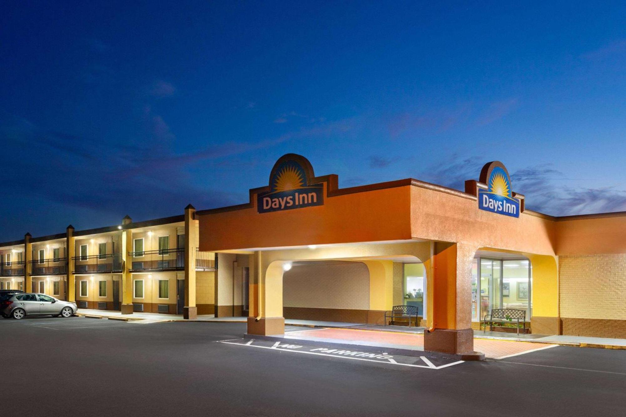 Days Inn By Wyndham Shelby Buitenkant foto
