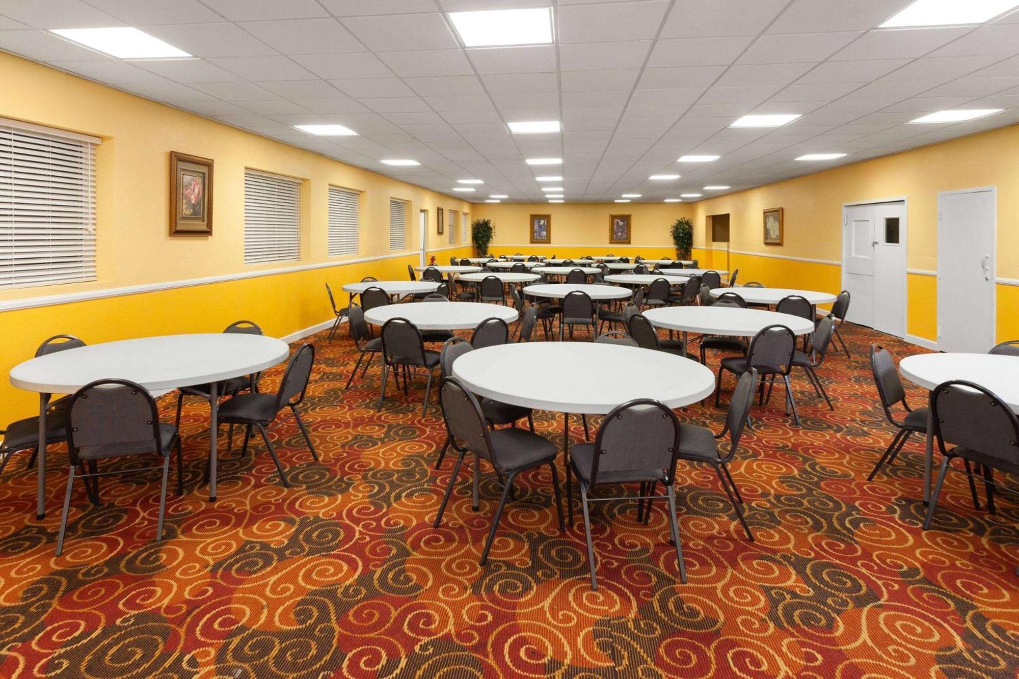 Days Inn By Wyndham Shelby Buitenkant foto